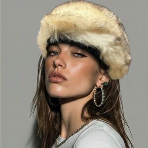 Union Made 1968 Fur Hat With Original Receipt & Box